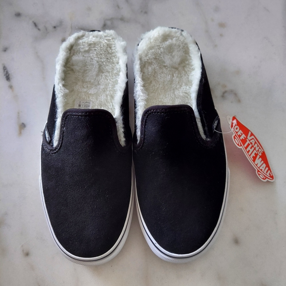 NWT Vans Suede Mule